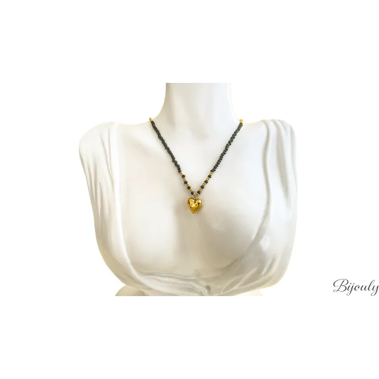 Collier pendentif cœur verre noir – Acier doré | Bijouly